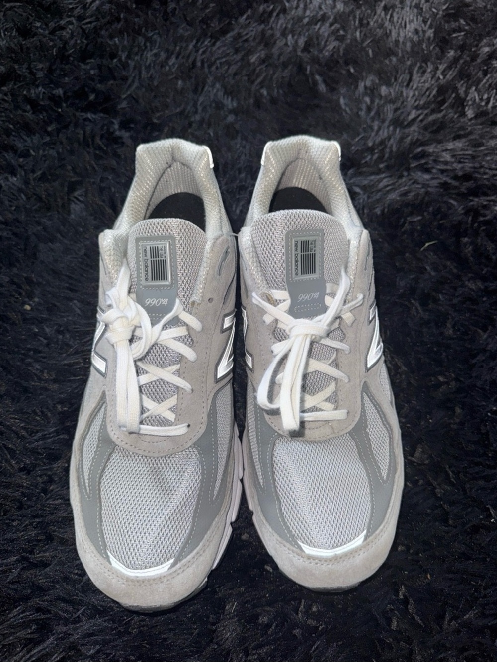 New Balance Women’s Sneakers in Light Gray and White